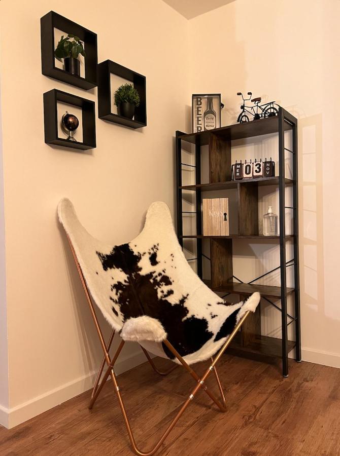 Appartamento Beau T3 Style Industriel N20 Orly Paris Wifi Underground Industry La Ville-du-Bois Esterno foto