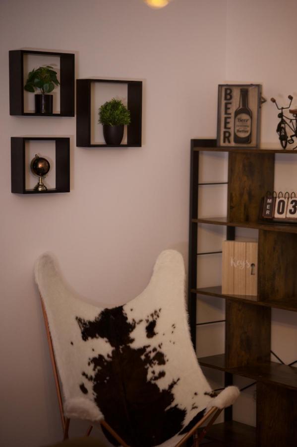 Appartamento Beau T3 Style Industriel N20 Orly Paris Wifi Underground Industry La Ville-du-Bois Esterno foto