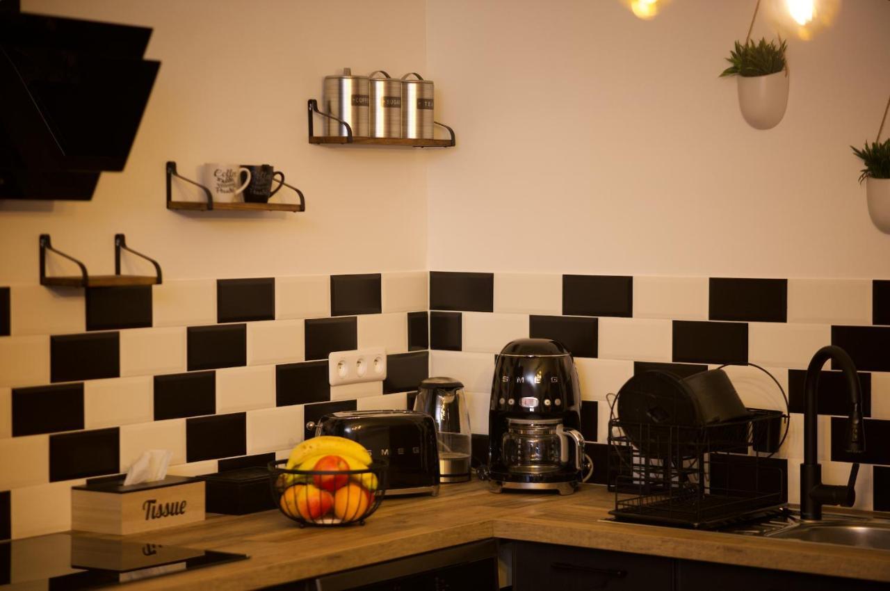 Appartamento Beau T3 Style Industriel N20 Orly Paris Wifi Underground Industry La Ville-du-Bois Esterno foto